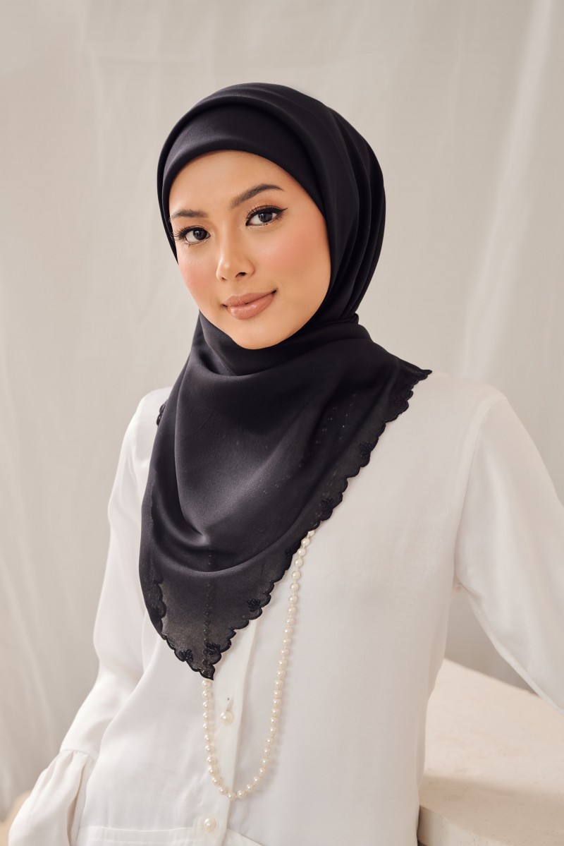 AZRA Sulam Bawal in Black