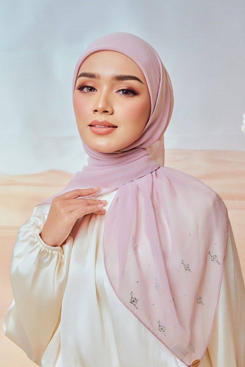 MYLA Luxe Bawal in Lavender