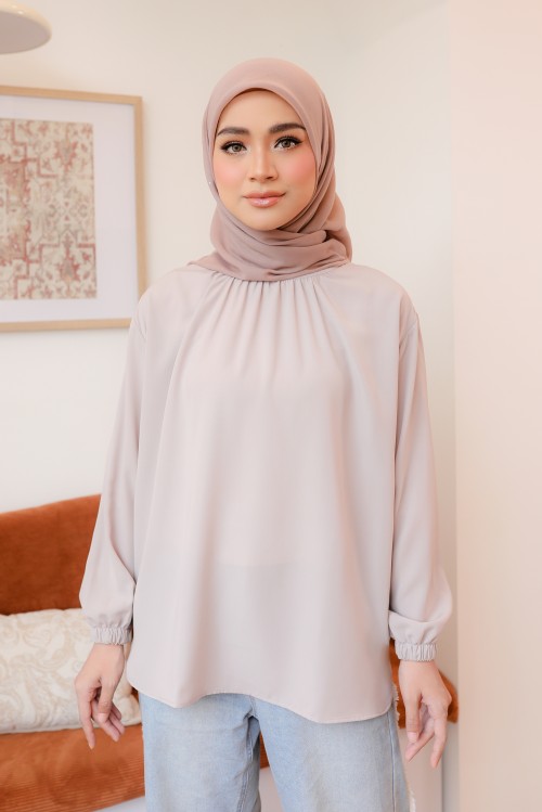 Noura Blouse in Light Grey