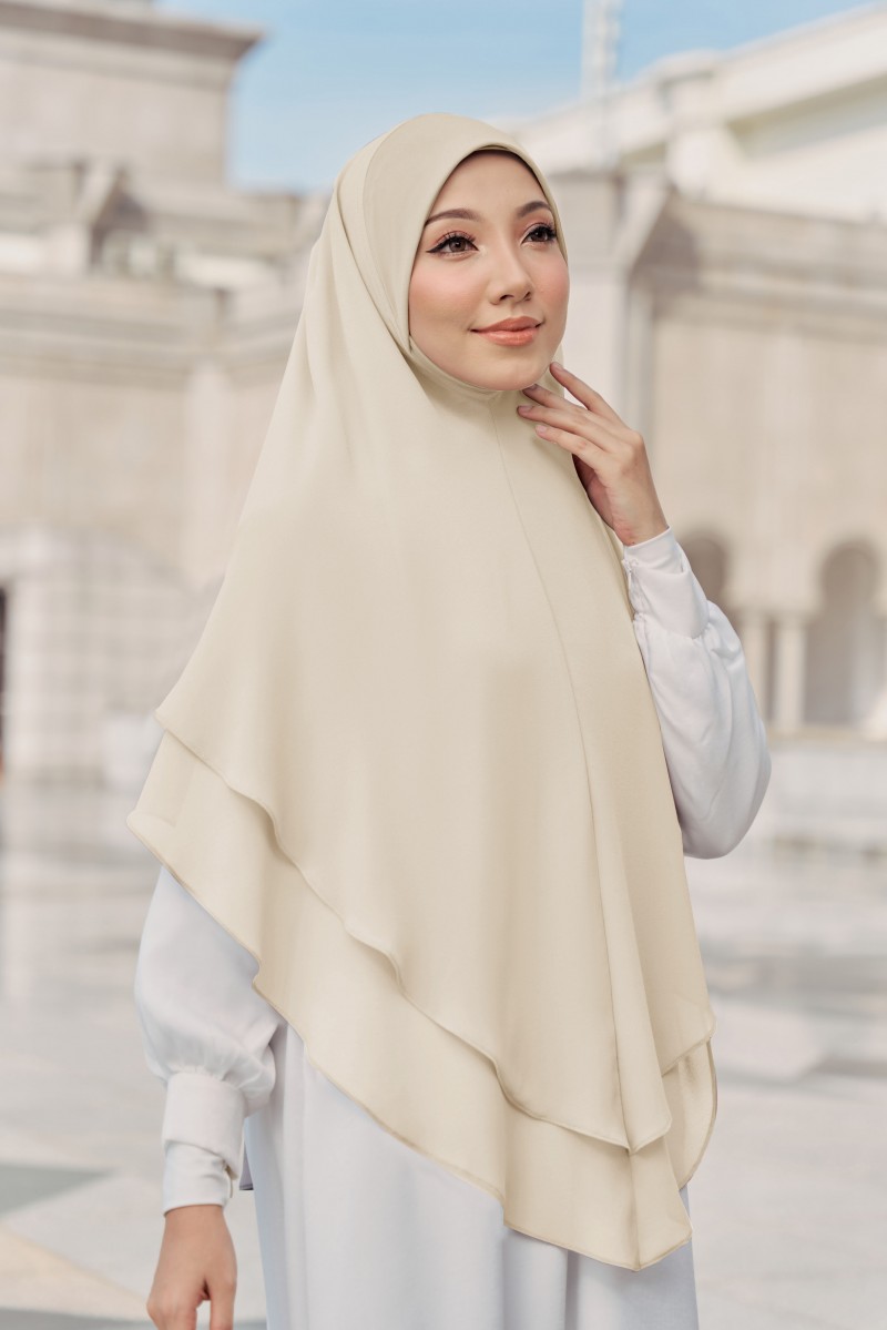 Nageena Khimar in Wheat