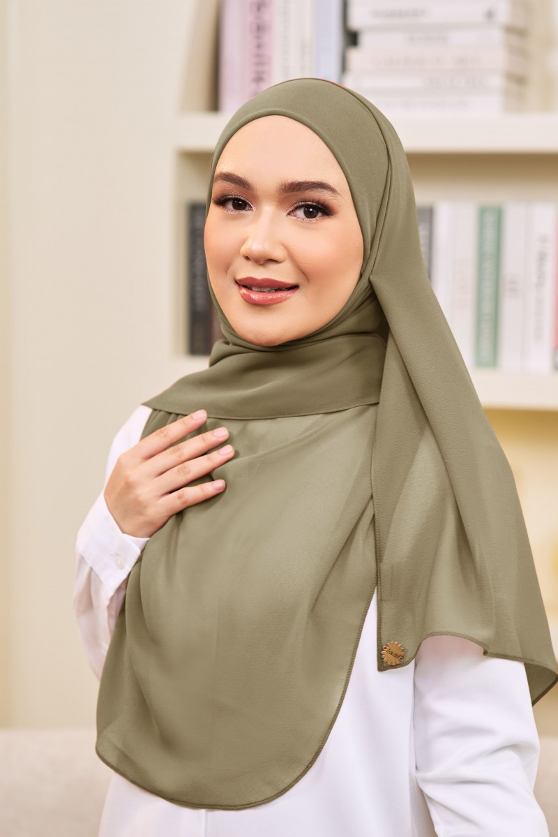 ADINA Instant Shawl with attached inner in Moss Green