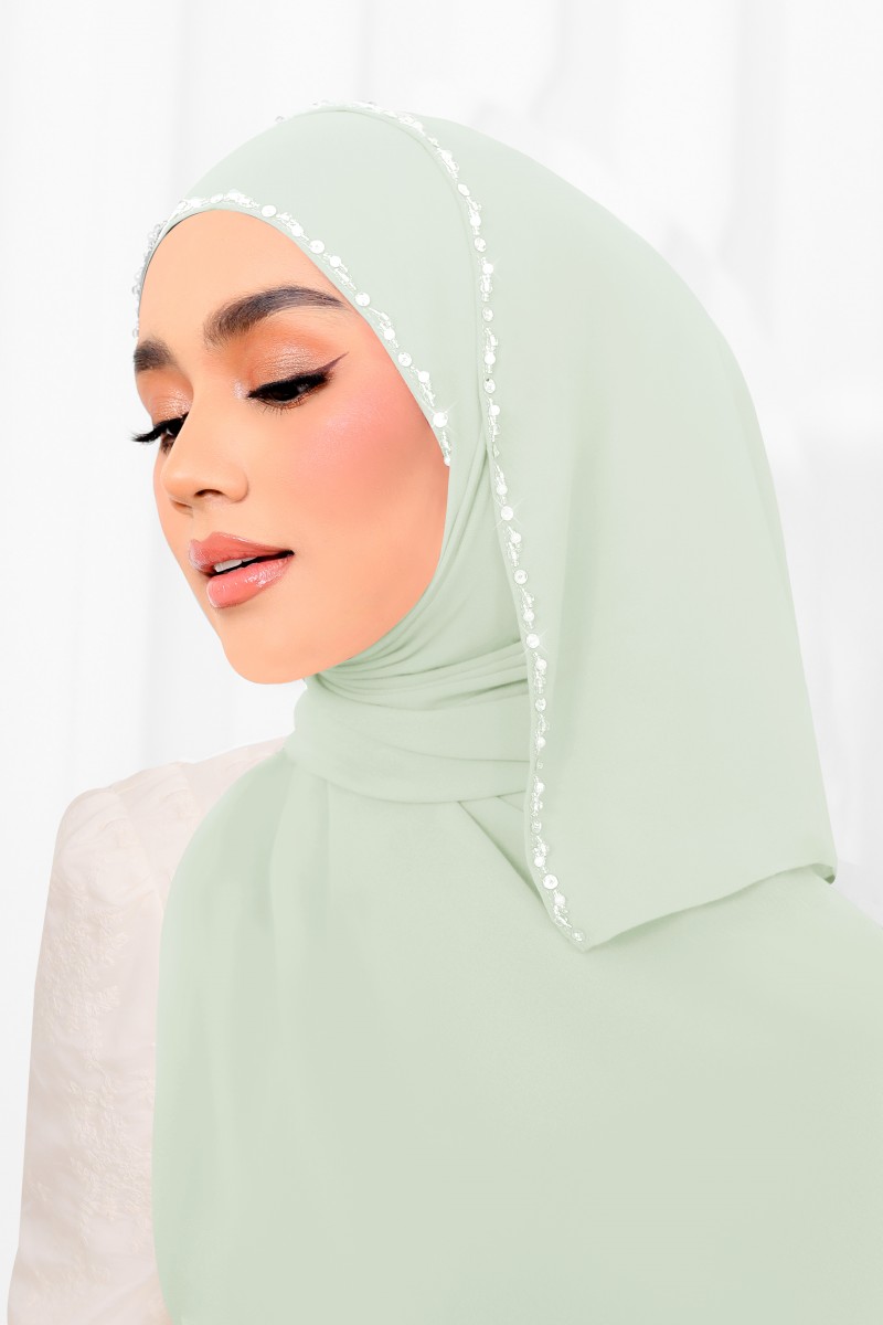 SHASMEEN Beads Long Shawl in Pale Mint