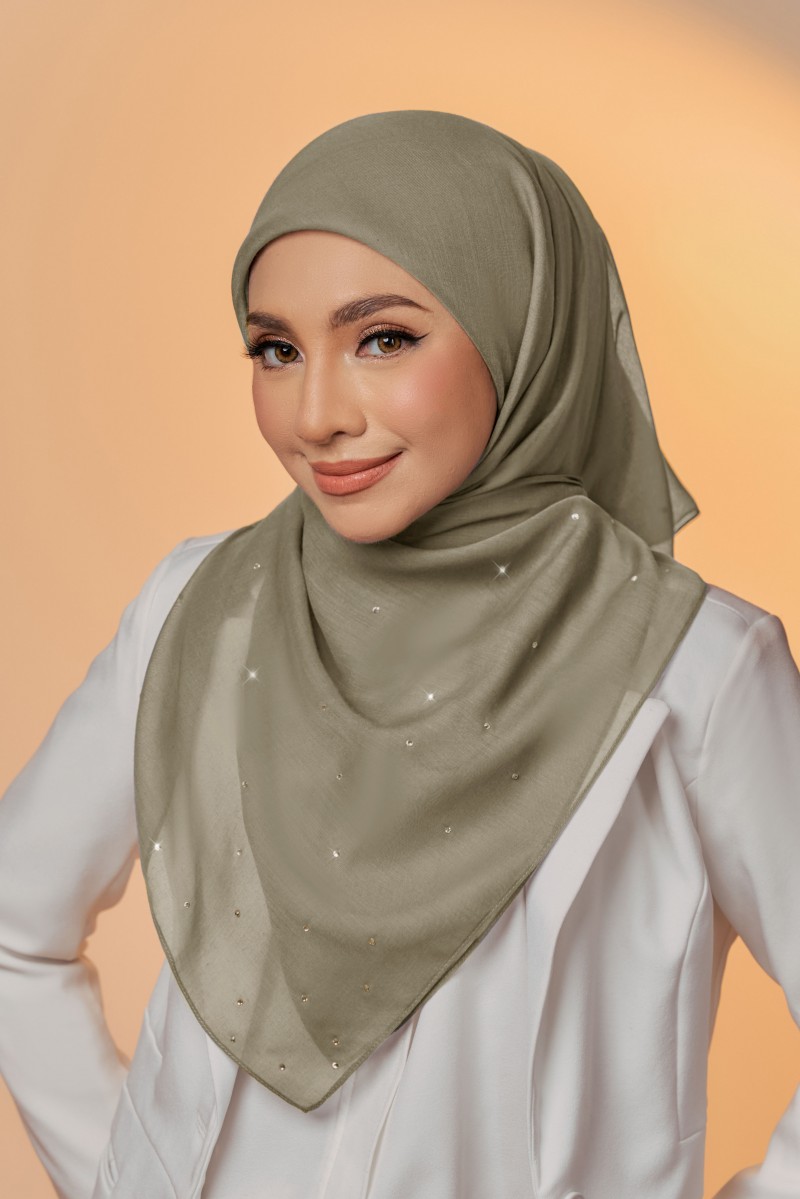 MOIRA Bawal Batu in Pale Sage