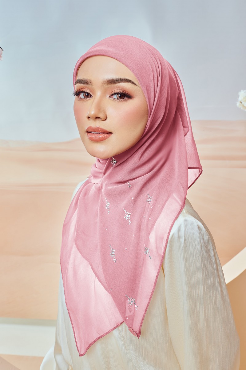 MYLA Luxe Bawal in Pink