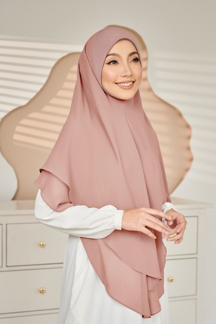Nageena Khimar in Punch Pink