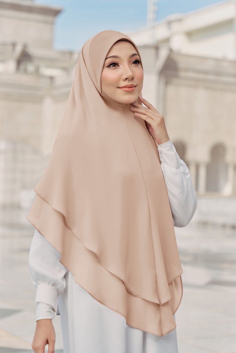 Nageena Khimar in Sand