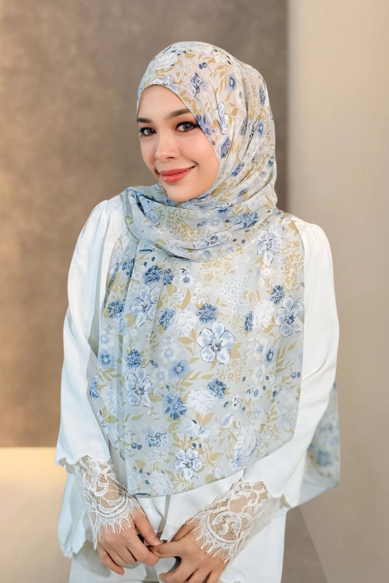 Adra Printed Shawl in Dhia