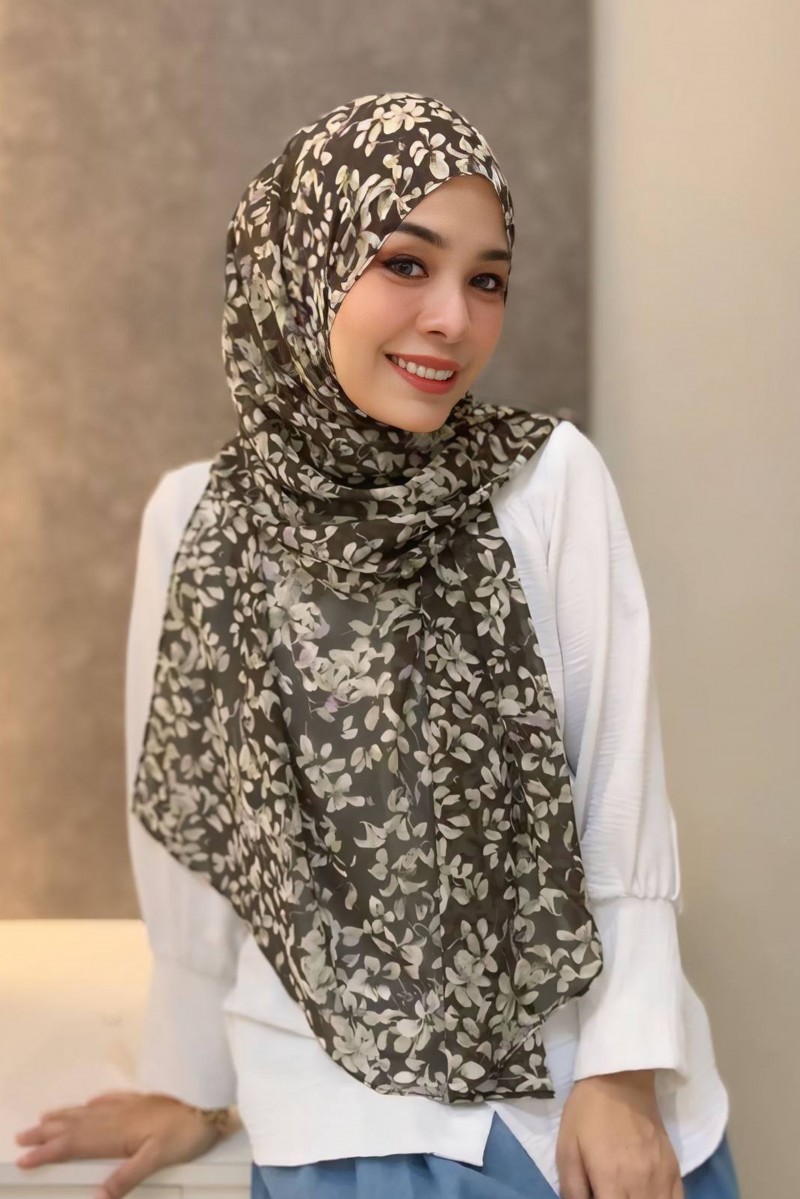 Adra Printed Shawl in Yareen