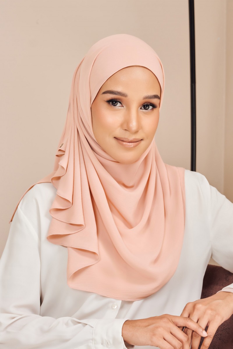 (AS-IS) SADIA Halfmoon in Apricot