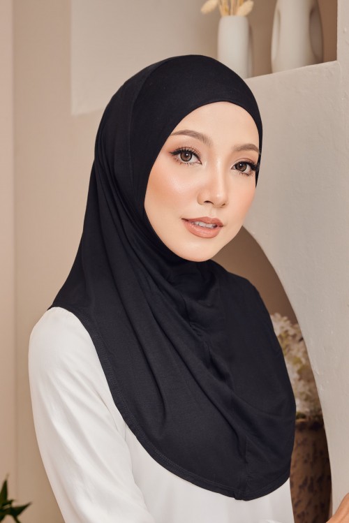 ZERA Slip On Inner in Black