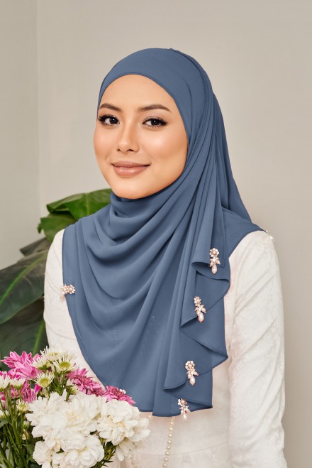 MAYSA Halfmoon in Blue Jeans