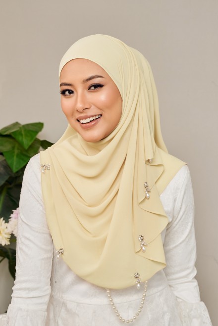 MAYSA Halfmoon in Buttercream