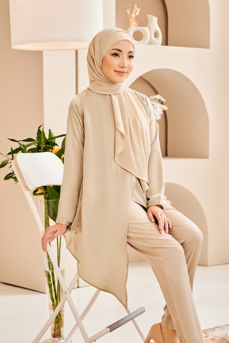 (AS-IS) BRIA Blouse in Eggshell