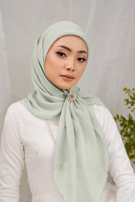 AZZA Sulam Bawal in Light Green