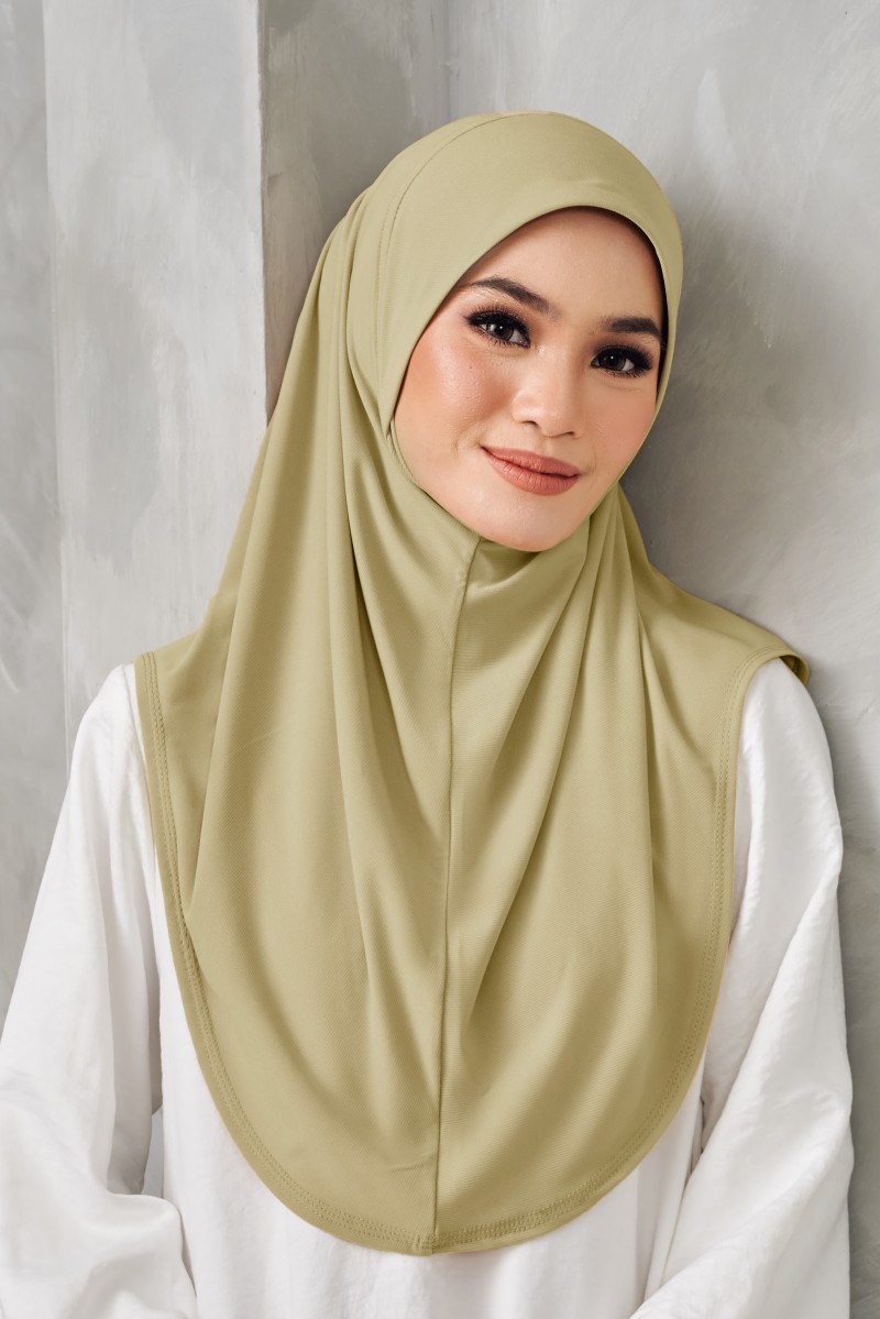 (AS-IS) SERA Slip On Hijab in Lime