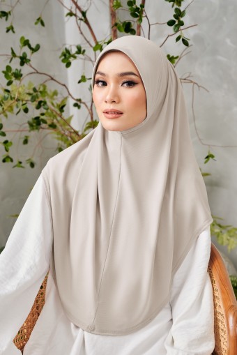 SERA Slip On Hijab in Linen