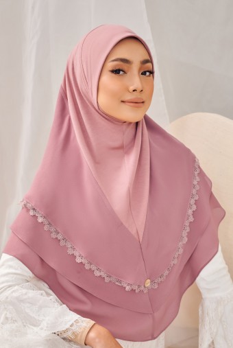 HUMRA Slip On Hijab in Pink
