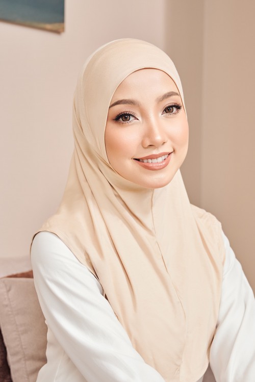 ZERA Slip On Inner in Sand