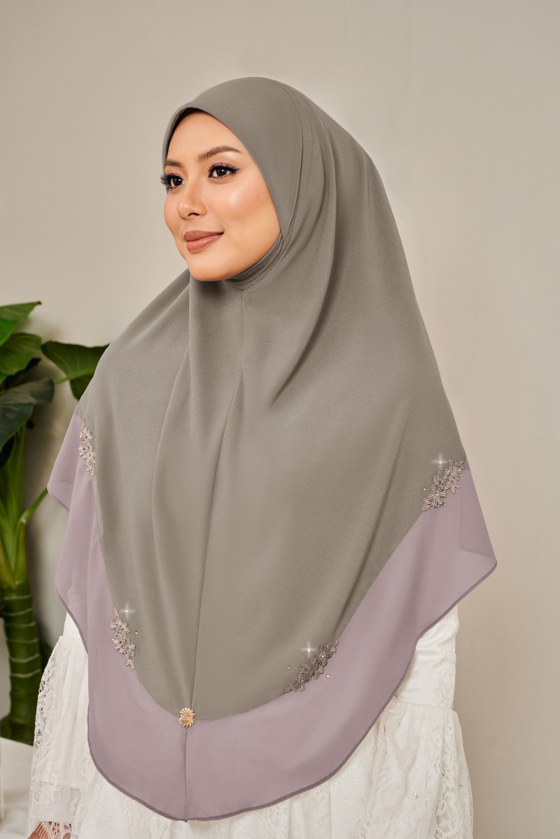 (AS-IS) AURORA Slip On Hijab in Smokey Purple