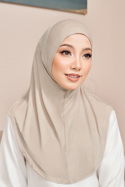 ZERA Slip On Inner in Soft Brown