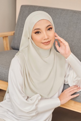 NADA Satin Shawl in Stone