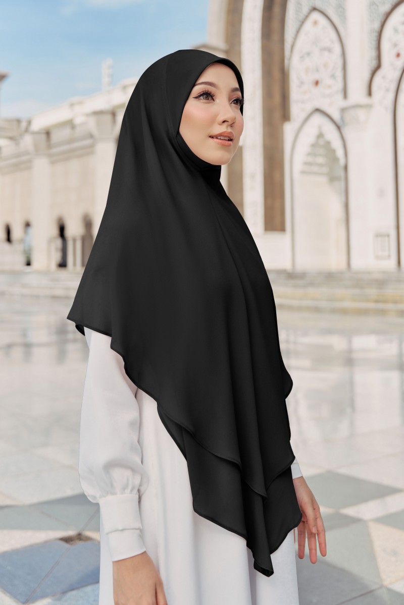 Nageena Khimar in Black