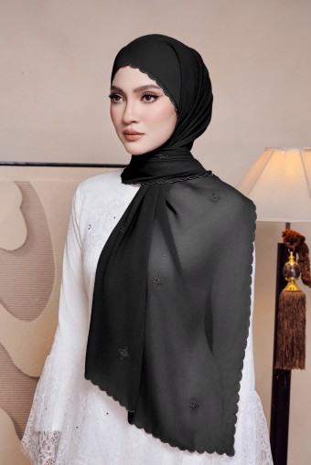 Widuri Shawl Sulam in Black Widuri Shawl Sulam in Black