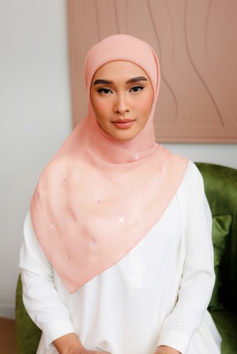 REESA (B) Bawal in Coral Pink