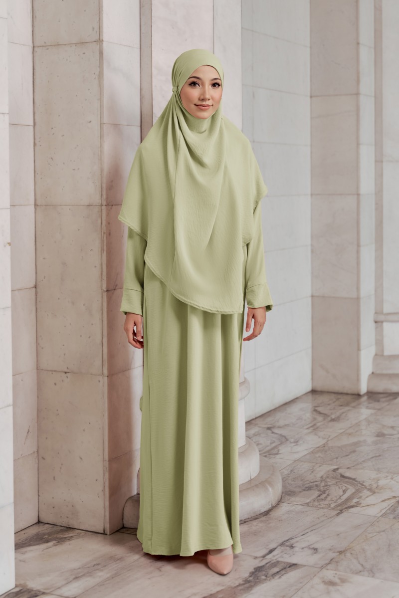 Belva Kaftan in Lime Green