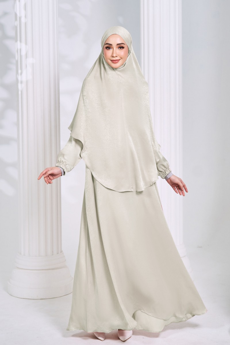 ZARIA ABAYA in White Cream