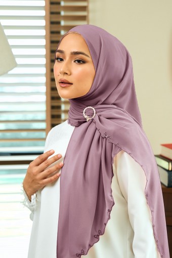 YUKI Sulam Shawl in Mauve Purple