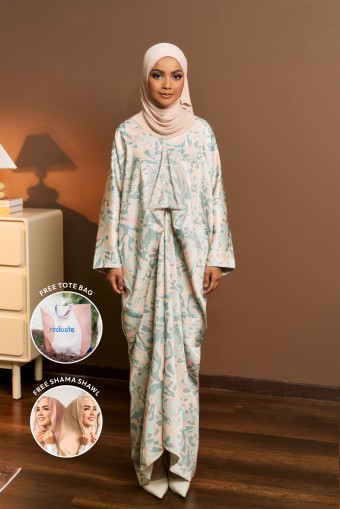 ARIANA KAFTAN IN MOSSY