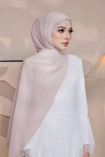 Kaseh Shawl Sulam in Pale Pink Kaseh Shawl Sulam in Pale Pink