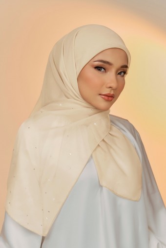 MOIRA Bawal Batu in Pale Yellow
