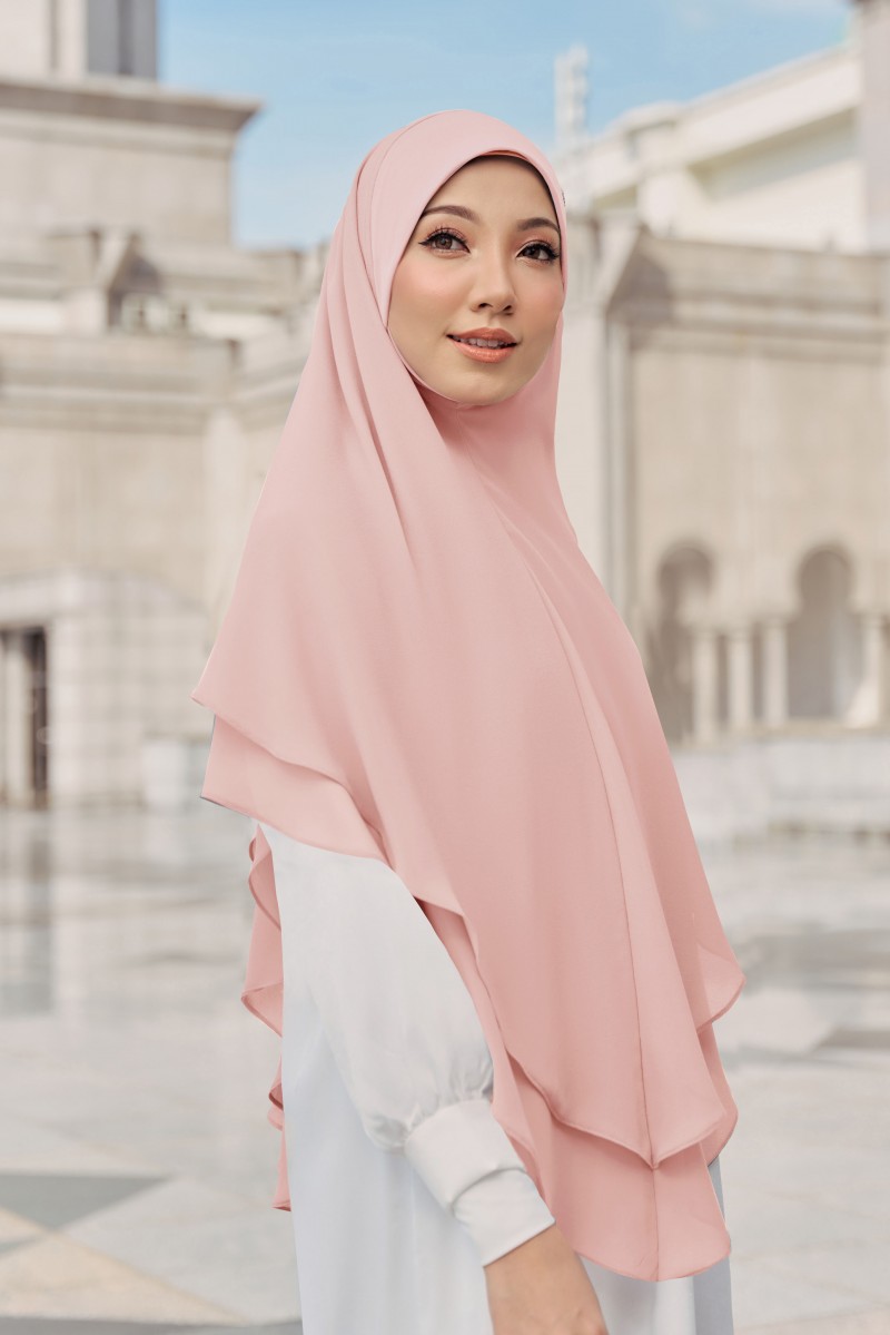 Nageena Khimar in Pink Peach