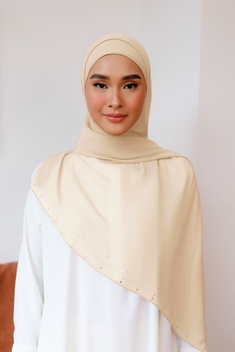 VIDA Diamante Long Shawl in Sand