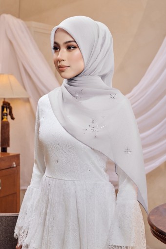 STELLA Bawal in Silver STELLA Bawal in Silver