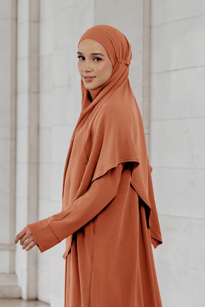 NEEMA Khimar in Tangerine
