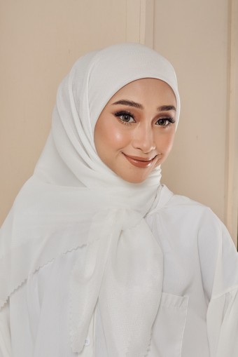 (AS-IS) Kayr Luna Bawal in White