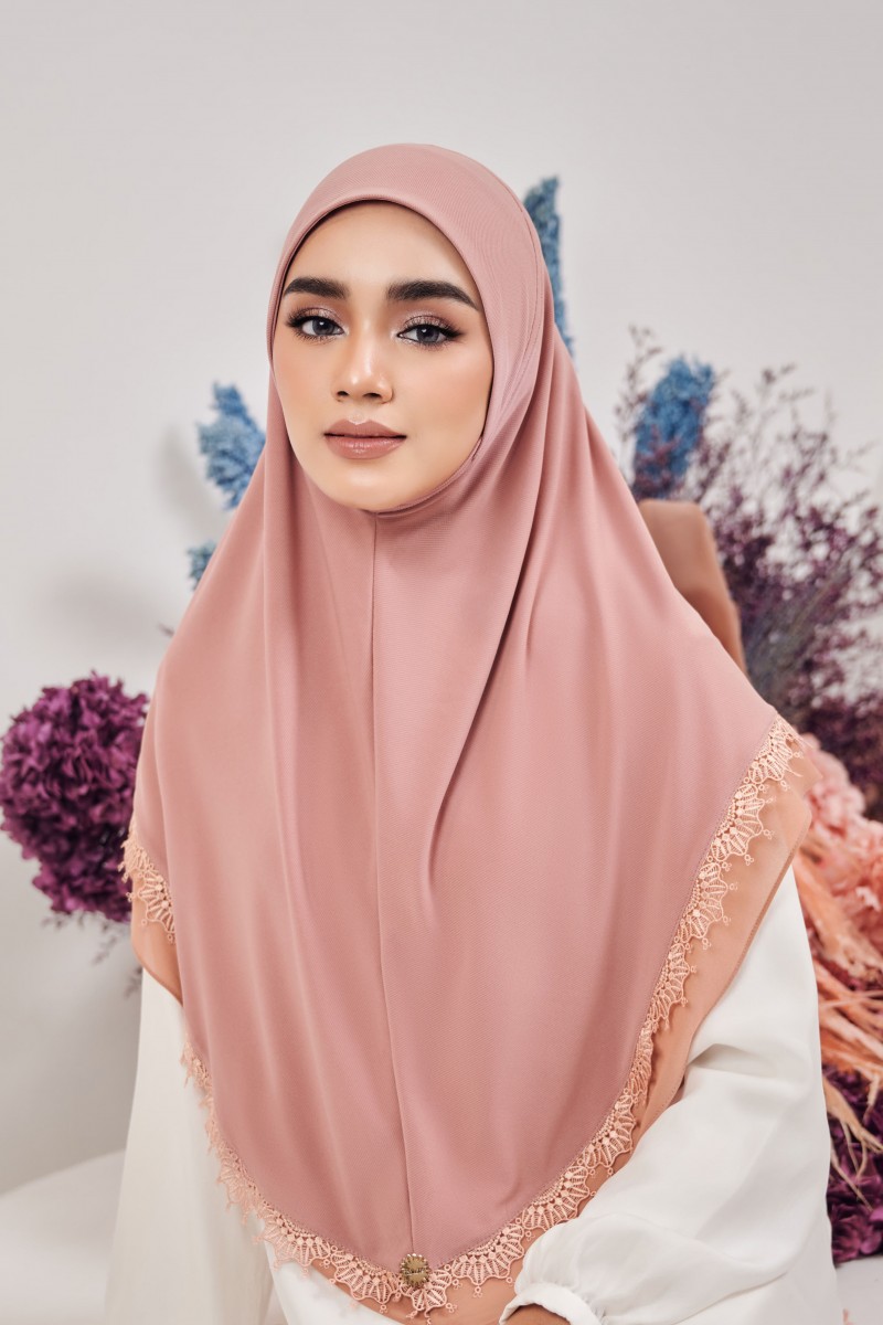(AS-IS) Indah Tudung Sarung in Dusty Salmon