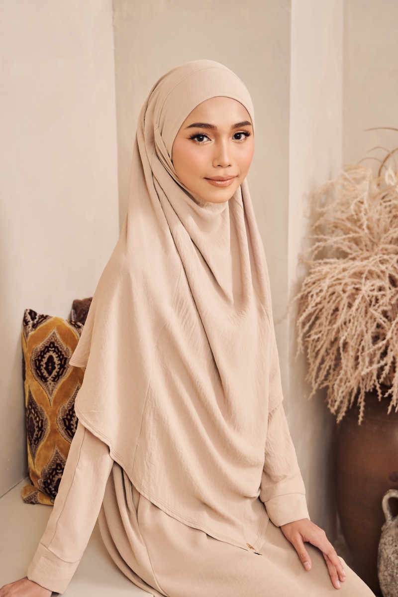 (AS-IS) NEEMA Khimar in Sand