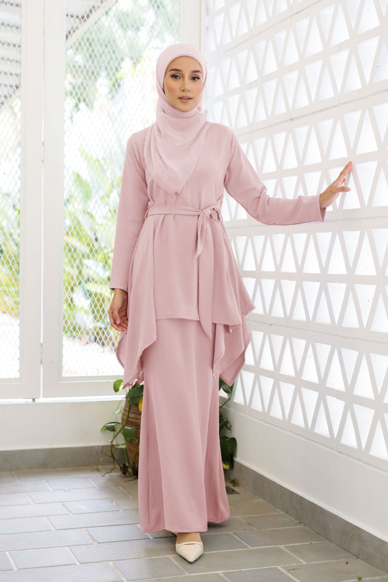 (AS-IS) Putri Ayu in Dusty Pink