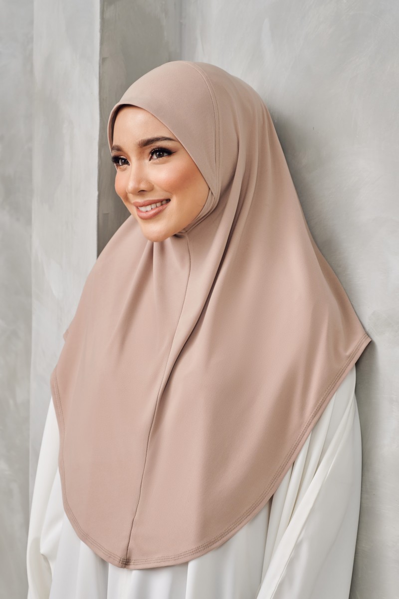 SERA Slip On Hijab in Milo