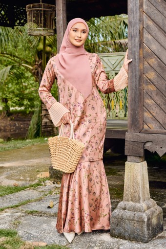 (AS-IS) Anika Kurung in Rose Gold